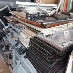 LOTE 413 - DIVERSOS MÓVEIS MODULARES (PALETE NÃO INCLUSO). (NO ESTADO EM QUE SE ENCONTRA. SUJEITO A AVARIAS OCULTAS/VISÍVEIS.)