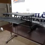 LOTE 241 - 01 VARIDESK. (NO ESTADO EM QUE SE ENCONTRA. SUJEITO A AVARIAS OCULTAS/VISÍVEIS.)