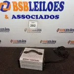 LOTE 292 - 01 UPS. (NO ESTADO EM QUE SE ENCONTRA. SUJEITO A AVARIAS OCULTAS/VISÍVEIS.)