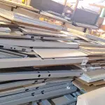 LOTE 566 - DIVERSOS MÓVEIS MODULARES (PALETE NÃO INCLUSO). (NO ESTADO EM QUE SE ENCONTRA. SUJEITO A AVARIAS OCULTAS/VISÍVEIS.)