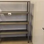 LOTE 064 - 01 ESTANTE DE FERRO COM 04 PRATELEIRAS. (NO ESTADO) ATENÇÃO! FAZER A VISITAÇÃO ANTES DE ARREMATAR, NÃO SABEMOS SE FUNCIONA. LEILÃO NÃO TEM GARANTIA E NEM DEVOLUÇÃO, SUJEITO A POSSÍVEIS AVARIAS VISÍVEIS/OCULTAS E/OU AUSÊNCIA DE COMPONENTES.