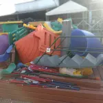 LOTE 565 - 01 PLAYGROUND. (NO ESTADO EM QUE SE ENCONTRA. SUJEITO A AVARIAS OCULTAS/VISÍVEIS.)