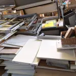 LOTE 566 - DIVERSOS MÓVEIS MODULARES (PALETE NÃO INCLUSO). (NO ESTADO EM QUE SE ENCONTRA. SUJEITO A AVARIAS OCULTAS/VISÍVEIS.)