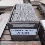 LOTE 082 - APROXIMADAMENTE 6,75 M² DE REVESTIMENTO 15X15CM – PORTOBELLO. (NO ESTADO EM QUE SE ENCONTRA. SUJEITO A AVARIAS OCULTAS/VISÍVEIS.)
