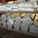 LOTE 221 - 10 SCANNER’S MARCA FUJITSU. (NO ESTADO) ATENÇÃO! FAZER A VISITAÇÃO ANTES DE ARREMATAR, NÃO SABEMOS SE FUNCIONA. LEILÃO NÃO TEM GARANTIA E NEM DEVOLUÇÃO, SUJEITO A POSSÍVEIS AVARIAS VISÍVEIS/OCULTAS E/OU AUSÊNCIA DE COMPONENTES.