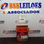 LOTE 235 - 01 LATA DE TINTA ESMALTE SINTÉTICO PARA MADEIRA E METAL 3,6L NA COR BRILHANTE VERMELHO MARCA SUVINIL (NOVO).  (NO ESTADO) ATENÇÃO! FAZER A VISITAÇÃO ANTES DE ARREMATAR, NÃO SABEMOS SE FUNCIONA. LEILÃO NÃO TEM GARANTIA E NEM DEVOLUÇÃO, SUJEITO A POSSÍVEIS AVARIAS VISÍVEIS/OCULTAS E/OU AUSÊNCIA DE COMPONENTES.