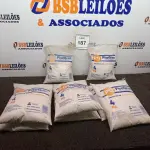 LOTE 187 - 06 PACOTES DE GRANITINA/08 PARA GRAFIADO COM 4KG CADA. (NO ESTADO) ATENÇÃO! FAZER A VISITAÇÃO ANTES DE ARREMATAR, NÃO SABEMOS SE FUNCIONA. LEILÃO NÃO TEM GARANTIA E NEM DEVOLUÇÃO, SUJEITO A POSSÍVEIS AVARIAS VISÍVEIS/OCULTAS E/OU AUSÊNCIA DE COMPONENTES.