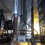 LOTE 200 - 01 CAFETEIRA INDUSTRIAL EM INOX.  (NO ESTADO) ATENÇÃO! FAZER A VISITAÇÃO ANTES DE ARREMATAR, NÃO SABEMOS SE FUNCIONA. LEILÃO NÃO TEM GARANTIA E NEM DEVOLUÇÃO, SUJEITO A POSSÍVEIS AVARIAS VISÍVEIS/OCULTAS E/OU AUSÊNCIA DE COMPONENTES.
