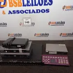 LOTE 148 - 01 LOTE COM ELETRÔNICOS DIVERSOS. (NO ESTADO) ATENÇÃO! FAZER A VISITAÇÃO ANTES DE ARREMATAR, NÃO SABEMOS SE FUNCIONA. LEILÃO NÃO TEM GARANTIA E NEM DEVOLUÇÃO, SUJEITO A POSSÍVEIS AVARIAS VISÍVEIS/OCULTAS E/OU AUSÊNCIA DE COMPONENTES.