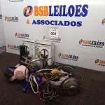 LOTE 001 - 13 FONES DE OUVIDO MARCAS E MODELOS DIVERSOS. (NO ESTADO) ATENÇÃO! FAZER A VISITAÇÃO ANTES DE ARREMATAR, NÃO SABEMOS SE FUNCIONA. LEILÃO NÃO TEM GARANTIA E NEM DEVOLUÇÃO, SUJEITO A POSSÍVEIS AVARIAS VISÍVEIS/OCULTAS E/OU AUSÊNCIA DE COMPONENTES.