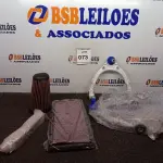 LOTE 073 - 01 LOTE COM FILTRO AR PORSCHE CAYENNE 4.8 V8/2009ATE 2012, FILTRO DE AR PORSCHE BOXER 2.73.48 E -0666, ESTABILIZADOR DA PORSCHE SWAY ANTI ROLL BAR E BANDEJA SUPERIORES DIANTEIRO 2012-2018 PORSCHE CAYENNE. (NO ESTADO) ATENÇÃO! FAZER A VISITAÇÃO ANTES DE ARREMATAR, NÃO SABEMOS SE FUNCIONA. LEILÃO NÃO TEM GARANTIA E NEM DEVOLUÇÃO, SUJEITO A POSSÍVEIS AVARIAS VISÍVEIS/OCULTAS E/OU AUSÊNCIA DE COMPONENTES.