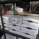 LOTE 149 - 09 DISPENSES PARA PAPEL MARCA GRAN. (NO ESTADO) ATENÇÃO! FAZER A VISITAÇÃO ANTES DE ARREMATAR, NÃO SABEMOS SE FUNCIONA. LEILÃO NÃO TEM GARANTIA E NEM DEVOLUÇÃO, SUJEITO A POSSÍVEIS AVARIAS VISÍVEIS/OCULTAS E/OU AUSÊNCIA DE COMPONENTES.