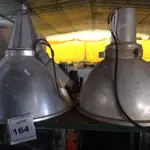 LOTE 164 - 02 LUMINÁRIAS PARA GALPÃO.  (NO ESTADO) ATENÇÃO! FAZER A VISITAÇÃO ANTES DE ARREMATAR, NÃO SABEMOS SE FUNCIONA. LEILÃO NÃO TEM GARANTIA E NEM DEVOLUÇÃO, SUJEITO A POSSÍVEIS AVARIAS VISÍVEIS/OCULTAS E/OU AUSÊNCIA DE COMPONENTES.