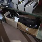 LOTE 154 - 01 LOTE COM IMPRESSORA, ESTABILIZADORES, TECLADOS, FURADORES DE PAPEL E CAIXAS DE SOM PARA COMPUTADORES. (NO ESTADO) ATENÇÃO! FAZER A VISITAÇÃO ANTES DE ARREMATAR, NÃO SABEMOS SE FUNCIONA. LEILÃO NÃO TEM GARANTIA E NEM DEVOLUÇÃO, SUJEITO A POSSÍVEIS AVARIAS VISÍVEIS/OCULTAS E/OU AUSÊNCIA DE COMPONENTES.