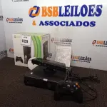 LOTE 029 - 01 CONSOLE DE XBOX 360 COM 01 CONTROLE E 01 KINECT.  (NO ESTADO) ATENÇÃO! FAZER A VISITAÇÃO ANTES DE ARREMATAR, NÃO SABEMOS SE FUNCIONA. LEILÃO NÃO TEM GARANTIA E NEM DEVOLUÇÃO, SUJEITO A POSSÍVEIS AVARIAS VISÍVEIS/OCULTAS E/OU AUSÊNCIA DE COMPONENTES.
