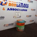 LOTE 170 - 01 LATA DE TINTA SUVINIL ESMALTE PREMIUM INTERIOR/EXTERIOR 3,6L NA COR VERMELHO BRILHANTE. (NO ESTADO) ATENÇÃO! FAZER A VISITAÇÃO ANTES DE ARREMATAR, NÃO SABEMOS SE FUNCIONA. LEILÃO NÃO TEM GARANTIA E NEM DEVOLUÇÃO, SUJEITO A POSSÍVEIS AVARIAS VISÍVEIS/OCULTAS E/OU AUSÊNCIA DE COMPONENTES.