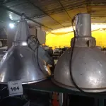 LOTE 164 - 02 LUMINÁRIAS PARA GALPÃO.  (NO ESTADO) ATENÇÃO! FAZER A VISITAÇÃO ANTES DE ARREMATAR, NÃO SABEMOS SE FUNCIONA. LEILÃO NÃO TEM GARANTIA E NEM DEVOLUÇÃO, SUJEITO A POSSÍVEIS AVARIAS VISÍVEIS/OCULTAS E/OU AUSÊNCIA DE COMPONENTES.