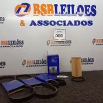 LOTE 060 - 03 CORREIAS DO VOLVO PARA EMBARCAÇÃO E 01 FILTRO DE ÓLEO VOLVO PENTA. (NO ESTADO) ATENÇÃO! FAZER A VISITAÇÃO ANTES DE ARREMATAR, NÃO SABEMOS SE FUNCIONA. LEILÃO NÃO TEM GARANTIA E NEM DEVOLUÇÃO, SUJEITO A POSSÍVEIS AVARIAS VISÍVEIS/OCULTAS E/OU AUSÊNCIA DE COMPONENTES.
