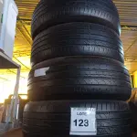 LOTE 123 - 04 PNEUS USADOS 195-55-16. (NO ESTADO) ATENÇÃO! FAZER A VISITAÇÃO ANTES DE ARREMATAR, NÃO SABEMOS SE FUNCIONA. LEILÃO NÃO TEM GARANTIA E NEM DEVOLUÇÃO, SUJEITO A POSSÍVEIS AVARIAS VISÍVEIS/OCULTAS E/OU AUSÊNCIA DE COMPONENTES.
