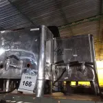 LOTE 166 - 03 CAFETEIRAS EM INOX COM AVARIAS. (NO ESTADO) ATENÇÃO! FAZER A VISITAÇÃO ANTES DE ARREMATAR, NÃO SABEMOS SE FUNCIONA. LEILÃO NÃO TEM GARANTIA E NEM DEVOLUÇÃO, SUJEITO A POSSÍVEIS AVARIAS VISÍVEIS/OCULTAS E/OU AUSÊNCIA DE COMPONENTES.