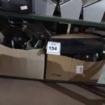 LOTE 154 - 01 LOTE COM IMPRESSORA, ESTABILIZADORES, TECLADOS, FURADORES DE PAPEL E CAIXAS DE SOM PARA COMPUTADORES. (NO ESTADO) ATENÇÃO! FAZER A VISITAÇÃO ANTES DE ARREMATAR, NÃO SABEMOS SE FUNCIONA. LEILÃO NÃO TEM GARANTIA E NEM DEVOLUÇÃO, SUJEITO A POSSÍVEIS AVARIAS VISÍVEIS/OCULTAS E/OU AUSÊNCIA DE COMPONENTES.