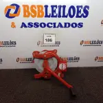 LOTE 186 - 01 DEBULHADOR DE MILHO MARCA BOTINI. (NO ESTADO) ATENÇÃO! FAZER A VISITAÇÃO ANTES DE ARREMATAR, NÃO SABEMOS SE FUNCIONA. LEILÃO NÃO TEM GARANTIA E NEM DEVOLUÇÃO, SUJEITO A POSSÍVEIS AVARIAS VISÍVEIS/OCULTAS E/OU AUSÊNCIA DE COMPONENTES.