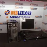 LOTE 178 - 01 COMPUTADOR COMPLETO COM 160GB DE HD, 4GB DE RAM E MONITOR DE 15 POLEGADAS. (ACOMPANHA MOUSE, TECLADOS E CABOS) (NO ESTADO) ATENÇÃO! FAZER A VISITAÇÃO ANTES DE ARREMATAR, NÃO SABEMOS SE FUNCIONA. LEILÃO NÃO TEM GARANTIA E NEM DEVOLUÇÃO, SUJEITO A POSSÍVEIS AVARIAS VISÍVEIS/OCULTAS E/OU AUSÊNCIA DE COMPONENTES.
