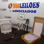 LOTE 088 - 01 VENTILADOR PORTÁTIL, 01 BALANÇA DE PRECISÃO E 01 JOGO DE FACA.  (NO ESTADO) ATENÇÃO! FAZER A VISITAÇÃO ANTES DE ARREMATAR, NÃO SABEMOS SE FUNCIONA. LEILÃO NÃO TEM GARANTIA E NEM DEVOLUÇÃO, SUJEITO A POSSÍVEIS AVARIAS VISÍVEIS/OCULTAS E/OU AUSÊNCIA DE COMPONENTES.