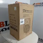LOTE 202 - 01 CAIXA DE SOM PASSIVA MARCA PZ PRO ÁUDIO. (NO ESTADO) ATENÇÃO! FAZER A VISITAÇÃO ANTES DE ARREMATAR, NÃO SABEMOS SE FUNCIONA. LEILÃO NÃO TEM GARANTIA E NEM DEVOLUÇÃO, SUJEITO A POSSÍVEIS AVARIAS VISÍVEIS/OCULTAS E/OU AUSÊNCIA DE COMPONENTES.