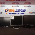 LOTE 248 - 05 MONITORES DIVERSOS. (NO ESTADO) ATENÇÃO! FAZER A VISITAÇÃO ANTES DE ARREMATAR, NÃO SABEMOS SE FUNCIONA. LEILÃO NÃO TEM GARANTIA E NEM DEVOLUÇÃO, SUJEITO A POSSÍVEIS AVARIAS VISÍVEIS/OCULTAS E/OU AUSÊNCIA DE COMPONENTES.