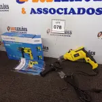 LOTE 078 - 01 FURADEIRA DE IMPACTO COM MARTELETE. (NO ESTADO) ATENÇÃO! FAZER A VISITAÇÃO ANTES DE ARREMATAR, NÃO SABEMOS SE FUNCIONA. LEILÃO NÃO TEM GARANTIA E NEM DEVOLUÇÃO, SUJEITO A POSSÍVEIS AVARIAS VISÍVEIS/OCULTAS E/OU AUSÊNCIA DE COMPONENTES.