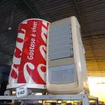 LOTE 140 - 01 COOLER DA COCA COLA E 02 CLIMATIZADORES. (NO ESTADO) ATENÇÃO! FAZER A VISITAÇÃO ANTES DE ARREMATAR, NÃO SABEMOS SE FUNCIONA. LEILÃO NÃO TEM GARANTIA E NEM DEVOLUÇÃO, SUJEITO A POSSÍVEIS AVARIAS VISÍVEIS/OCULTAS E/OU AUSÊNCIA DE COMPONENTES.