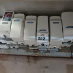 LOTE 252 - 01 LOTE COM DISPENSES PARA SABÃO.  (NO ESTADO) ATENÇÃO! FAZER A VISITAÇÃO ANTES DE ARREMATAR, NÃO SABEMOS SE FUNCIONA. LEILÃO NÃO TEM GARANTIA E NEM DEVOLUÇÃO, SUJEITO A POSSÍVEIS AVARIAS VISÍVEIS/OCULTAS E/OU AUSÊNCIA DE COMPONENTES.