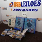 LOTE 339 - 01 LOTE COM CAPAS PARA CAIXA D’ÁGUA E RESISTÊNCIAS PARA CHUVEIRO. (NO ESTADO) ATENÇÃO! FAZER A VISITAÇÃO ANTES DE ARREMATAR, NÃO SABEMOS SE FUNCIONA. LEILÃO NÃO TEM GARANTIA E NEM DEVOLUÇÃO, SUJEITO A POSSÍVEIS AVARIAS VISÍVEIS/OCULTAS E/OU AUSÊNCIA DE COMPONENTES.
