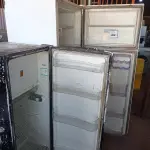 LOTE 482 - 03 GELADEIRAS MARCAS E MODELOS DIVERSOS C/AVARIAS. (NO ESTADO) ATENÇÃO! FAZER A VISITAÇÃO ANTES DE ARREMATAR, NÃO SABEMOS SE FUNCIONA. LEILÃO NÃO TEM GARANTIA E NEM DEVOLUÇÃO, SUJEITO A POSSÍVEIS AVARIAS VISÍVEIS/OCULTAS E/OU AUSÊNCIA DE COMPONENTES.