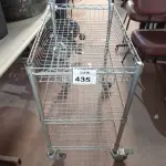 LOTE 435 - 01 CARRINHO DE FERRO P/TRANSPORTE C/03 BANDEJAS.  (NO ESTADO) ATENÇÃO! FAZER A VISITAÇÃO ANTES DE ARREMATAR, NÃO SABEMOS SE FUNCIONA. LEILÃO NÃO TEM GARANTIA E NEM DEVOLUÇÃO, SUJEITO A POSSÍVEIS AVARIAS VISÍVEIS/OCULTAS E/OU AUSÊNCIA DE COMPONENTES.
