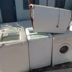 LOTE 485 - 04 MÁQUINAS DE LAVAR ROUPAS MARCAS E MODELOS DIVERSOS C/AVARIAS. (NO ESTADO) ATENÇÃO! FAZER A VISITAÇÃO ANTES DE ARREMATAR, NÃO SABEMOS SE FUNCIONA. LEILÃO NÃO TEM GARANTIA E NEM DEVOLUÇÃO, SUJEITO A POSSÍVEIS AVARIAS VISÍVEIS/OCULTAS E/OU AUSÊNCIA DE COMPONENTES.