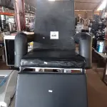 LOTE 380 - 01 CADEIRA DOBRÁVEL. (NO ESTADO) ATENÇÃO! FAZER A VISITAÇÃO ANTES DE ARREMATAR, NÃO SABEMOS SE FUNCIONA. LEILÃO NÃO TEM GARANTIA E NEM DEVOLUÇÃO, SUJEITO A POSSÍVEIS AVARIAS VISÍVEIS/OCULTAS E/OU AUSÊNCIA DE COMPONENTES.