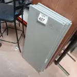 LOTE 427 - 04 PRATELEIRAS PARA ESTANTE DE AÇO. (NO ESTADO) ATENÇÃO! FAZER A VISITAÇÃO ANTES DE ARREMATAR, NÃO SABEMOS SE FUNCIONA. LEILÃO NÃO TEM GARANTIA E NEM DEVOLUÇÃO, SUJEITO A POSSÍVEIS AVARIAS VISÍVEIS/OCULTAS E/OU AUSÊNCIA DE COMPONENTES.