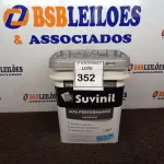 LOTE 352 - 01 BALDE DE TINTA SUVINIL INTERIORES ACRÍLICO FOSCO 18L NA COR FOSCO BRANCO. VENCIMENTO 10/2027 (NOVO) (NO ESTADO) ATENÇÃO! FAZER A VISITAÇÃO ANTES DE ARREMATAR, NÃO SABEMOS SE FUNCIONA. LEILÃO NÃO TEM GARANTIA E NEM DEVOLUÇÃO, SUJEITO A POSSÍVEIS AVARIAS VISÍVEIS/OCULTAS E/OU AUSÊNCIA DE COMPONENTES.
