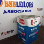 LOTE 372 - 01 LATA DE TINTA IQUINE DIATEX BASE ACRÍLICO FOSCO 18 L. (NO ESTADO) ATENÇÃO! FAZER A VISITAÇÃO ANTES DE ARREMATAR, NÃO SABEMOS SE FUNCIONA. LEILÃO NÃO TEM GARANTIA E NEM DEVOLUÇÃO, SUJEITO A POSSÍVEIS AVARIAS VISÍVEIS/OCULTAS E/OU AUSÊNCIA DE COMPONENTES.