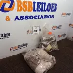 LOTE 395 - 01 LOTE COM VÁRIAS CÂMERAS DE SEGURANÇA MARCAS E MODELOS DIVERSOS. (NO ESTADO) ATENÇÃO! FAZER A VISITAÇÃO ANTES DE ARREMATAR, NÃO SABEMOS SE FUNCIONA. LEILÃO NÃO TEM GARANTIA E NEM DEVOLUÇÃO, SUJEITO A POSSÍVEIS AVARIAS VISÍVEIS/OCULTAS E/OU AUSÊNCIA DE COMPONENTES.