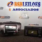 LOTE 368 - 02 APARELHOS DE SOM AUTOMOTIVOS. (NO ESTADO) ATENÇÃO! FAZER A VISITAÇÃO ANTES DE ARREMATAR, NÃO SABEMOS SE FUNCIONA. LEILÃO NÃO TEM GARANTIA E NEM DEVOLUÇÃO, SUJEITO A POSSÍVEIS AVARIAS VISÍVEIS/OCULTAS E/OU AUSÊNCIA DE COMPONENTES.