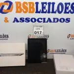 LOTE 017 - 01 IPAD 16GB. (NO ESTADO) ATENÇÃO! FAZER A VISITAÇÃO ANTES DE ARREMATAR, NÃO SABEMOS SE FUNCIONA. LEILÃO NÃO TEM GARANTIA E NEM DEVOLUÇÃO, SUJEITO A POSSÍVEIS AVARIAS VISÍVEIS/OCULTAS E/OU AUSÊNCIA DE COMPONENTES.