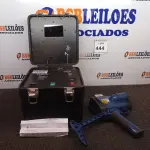 LOTE 444 - 01 RADAR VEICULAR E 01 MALETA COM BATERIA. (NO ESTADO) ATENÇÃO! FAZER A VISITAÇÃO ANTES DE ARREMATAR, NÃO SABEMOS SE FUNCIONA. LEILÃO NÃO TEM GARANTIA E NEM DEVOLUÇÃO, SUJEITO A POSSÍVEIS AVARIAS VISÍVEIS/OCULTAS E/OU AUSÊNCIA DE COMPONENTES.