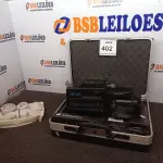 LOTE 402 - 01 FILMADORA MARCA PANASONIC C/MALETA E 01 MASSAGEADOR. (NO ESTADO) ATENÇÃO! FAZER A VISITAÇÃO ANTES DE ARREMATAR, NÃO SABEMOS SE FUNCIONA. LEILÃO NÃO TEM GARANTIA E NEM DEVOLUÇÃO, SUJEITO A POSSÍVEIS AVARIAS VISÍVEIS/OCULTAS E/OU AUSÊNCIA DE COMPONENTES.