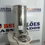 LOTE 411 - 01 CAFETEIRA ELÉTRICA EM INOX MARCA MONARCA. (NO ESTADO) ATENÇÃO! FAZER A VISITAÇÃO ANTES DE ARREMATAR, NÃO SABEMOS SE FUNCIONA. LEILÃO NÃO TEM GARANTIA E NEM DEVOLUÇÃO, SUJEITO A POSSÍVEIS AVARIAS VISÍVEIS/OCULTAS E/OU AUSÊNCIA DE COMPONENTES.