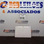 LOTE 016 - 01 TABLET SAMSUNG. (NO ESTADO) ATENÇÃO! FAZER A VISITAÇÃO ANTES DE ARREMATAR, NÃO SABEMOS SE FUNCIONA. LEILÃO NÃO TEM GARANTIA E NEM DEVOLUÇÃO, SUJEITO A POSSÍVEIS AVARIAS VISÍVEIS/OCULTAS E/OU AUSÊNCIA DE COMPONENTES.