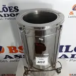 LOTE 452 - 01 CAFETEIRA ELÉTRICA EM INOX MARCA MONARCA. (NO ESTADO) ATENÇÃO! FAZER A VISITAÇÃO ANTES DE ARREMATAR, NÃO SABEMOS SE FUNCIONA. LEILÃO NÃO TEM GARANTIA E NEM DEVOLUÇÃO, SUJEITO A POSSÍVEIS AVARIAS VISÍVEIS/OCULTAS E/OU AUSÊNCIA DE COMPONENTES.