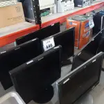 LOTE 446 - 06 MONITORES LCD MARCAS E MODELOS DIVERSOS C/AVARIAS. (NO ESTADO) ATENÇÃO! FAZER A VISITAÇÃO ANTES DE ARREMATAR, NÃO SABEMOS SE FUNCIONA. LEILÃO NÃO TEM GARANTIA E NEM DEVOLUÇÃO, SUJEITO A POSSÍVEIS AVARIAS VISÍVEIS/OCULTAS E/OU AUSÊNCIA DE COMPONENTES.